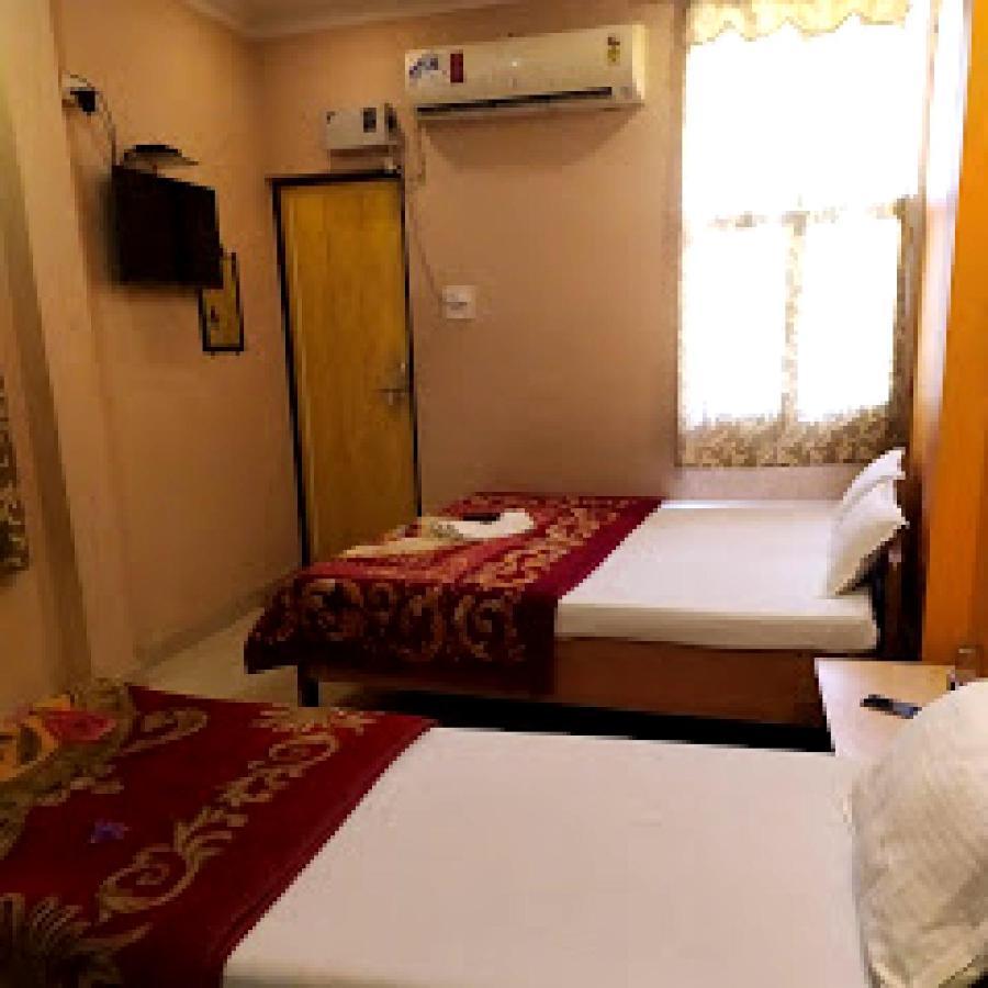 Hotel Aakash Ganga Varanasi Dış mekan fotoğraf